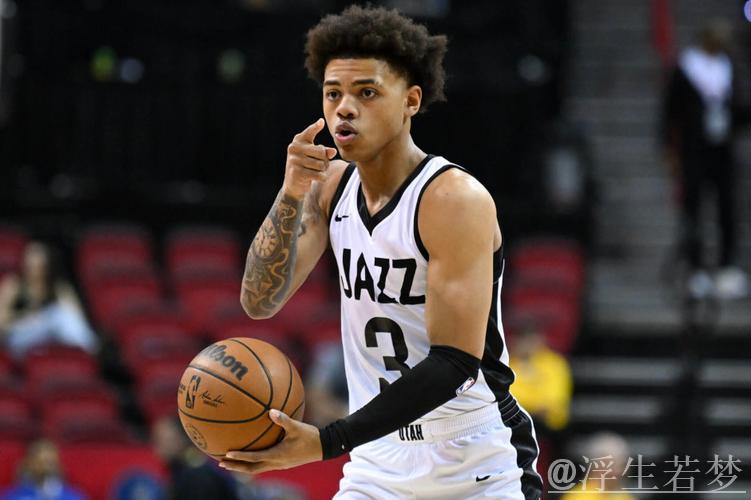 基扬特-乔治强势突破顶防得分，上半场高效砍下27分12中8